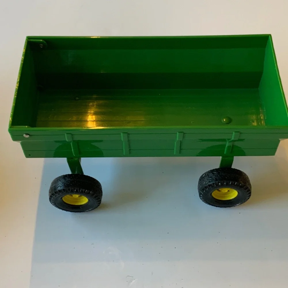 2002 John Deere Farm Tractor with Wagon